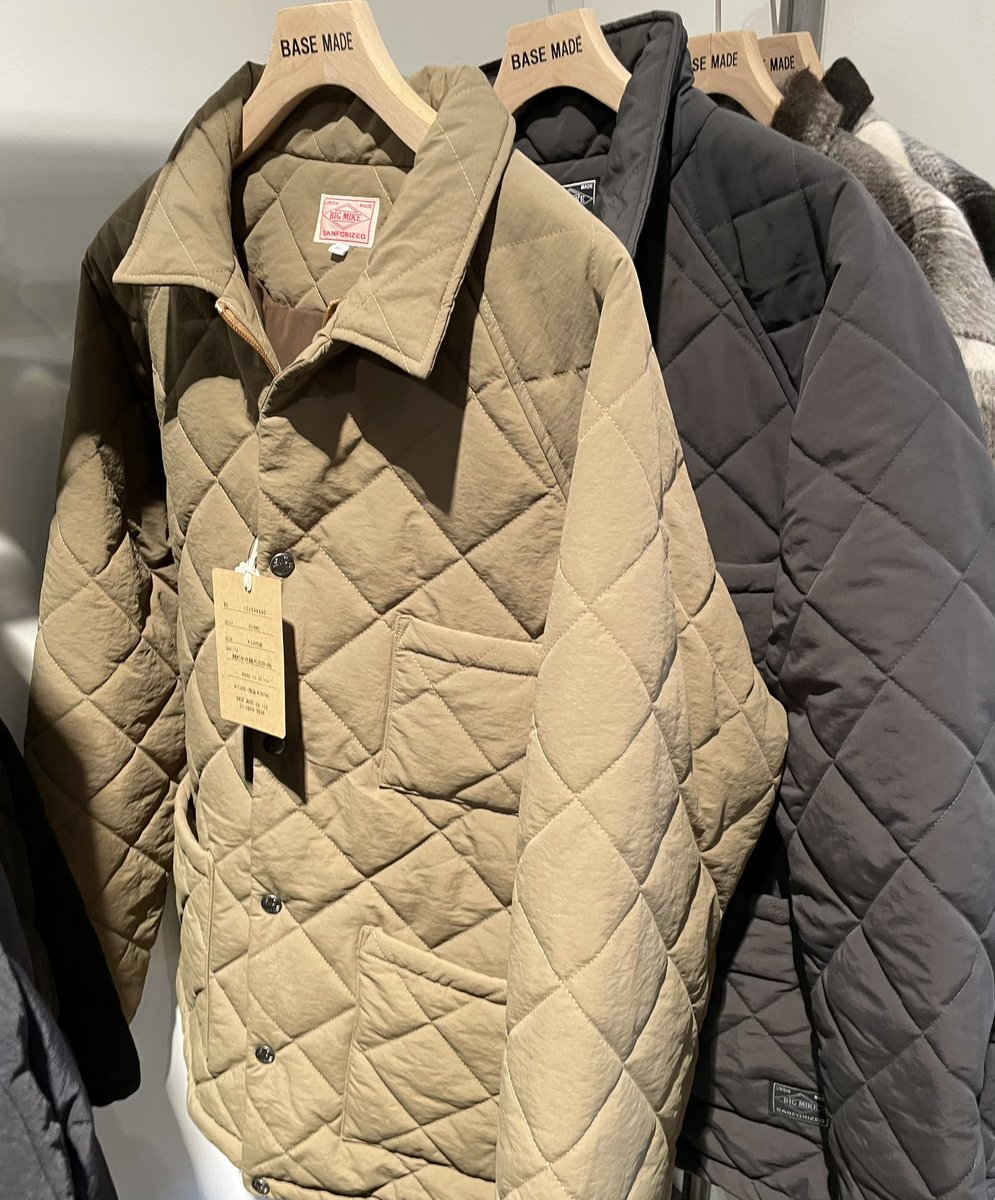 Placerealstreet's tweet photo. AW展示会に行ってきた。作り手の拘り、長く愛用できるベーシックさ、そして価格、バランスの取れたラインナップでした。
#展示会 #BIGMIKE #ビッグマイク https://t.co/NTLx8uZteu