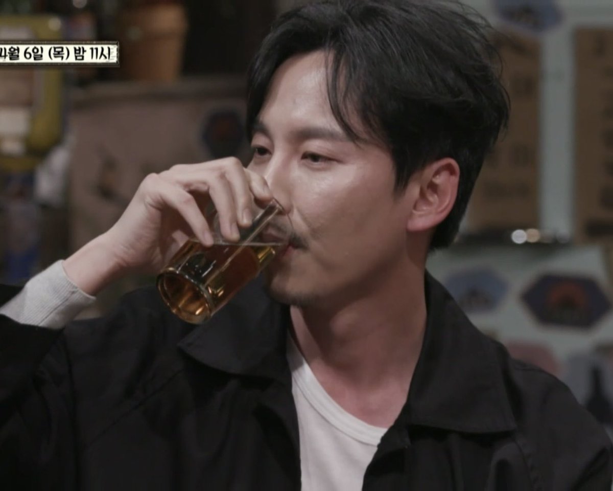 oOGiill's tweet photo. 비포                                       애프터 https://t.co/KU9KY01Wp5