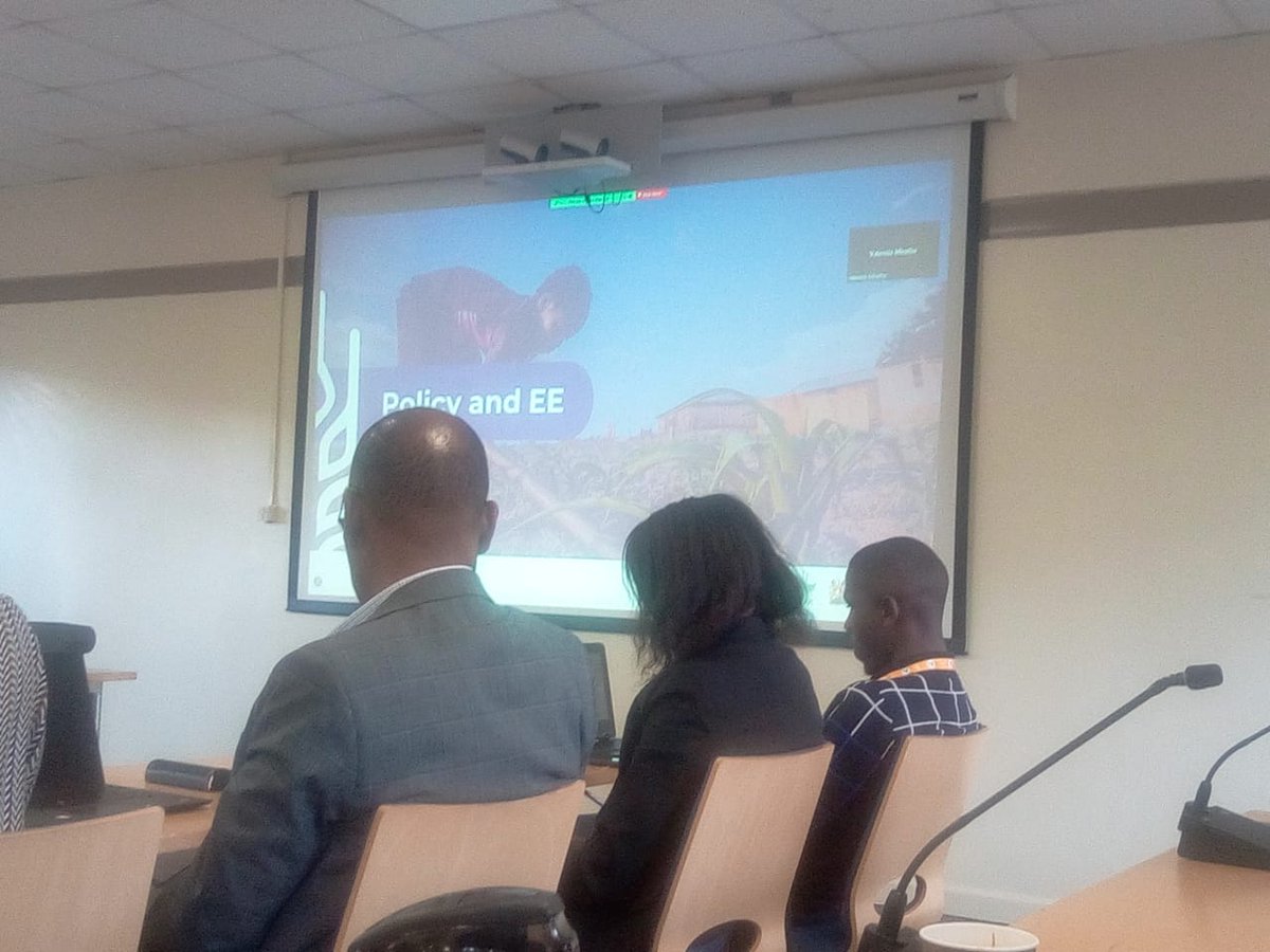 _Ewafula's tweet photo. Morning session tackled Food Science and innovation for Resilient Food Systems in FCA
This afternoon we`re delving into how Transformative partnerships for sustainable Agriculture is helping to scaling innovation,strengthening seed systems&amp; Strengthening Climate resilience
#CGIAR https://t.co/RZ1Oco9GnG