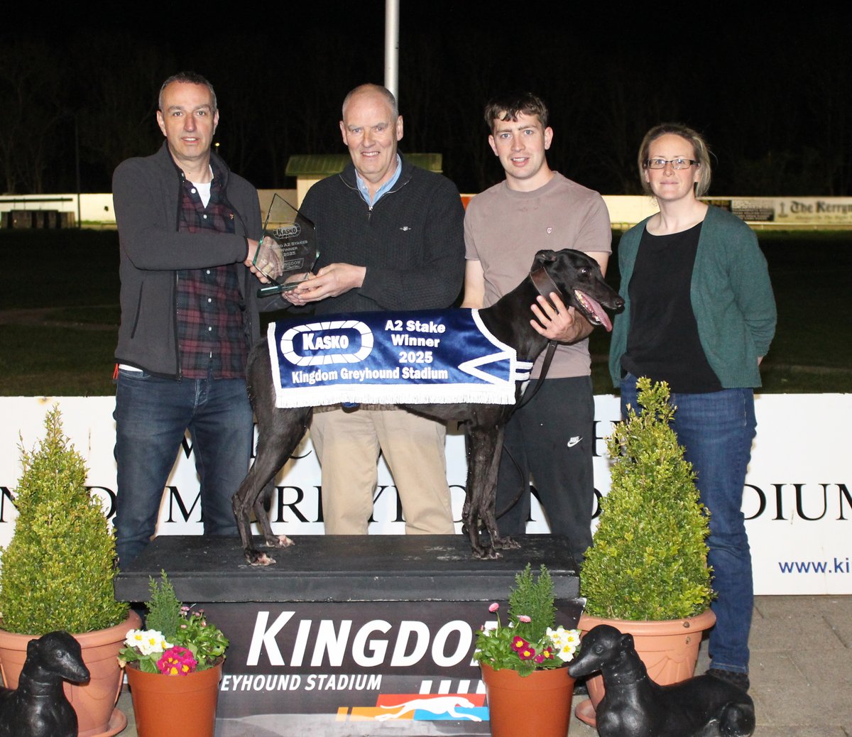 KingdomDogTrack's tweet photo. "CHARLIE AND BEN, trained by JackKennelly for owner PaulMcCartan, impressed winning the feature at Tralee Friday night, the €4k to the winner Kasko A2 Final... catch up with @Drakesport on #TalkingDogs at https://t.co/3aSkLagDxJ
#GoGreyhoundRacing
@BarkingBuzz @JackKennelly11 https://t.co/o4tbrmAON8