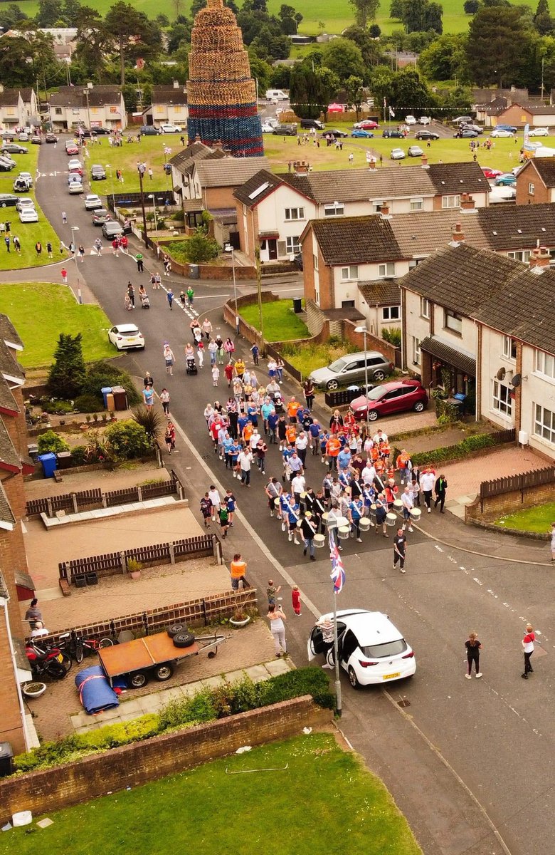 Back at it 😍

We will be parading the estate tomorrow evening at 7pm 🥳

This Saturday we will be leading the Steeple Defenders’ parade in Antrim

Followed by a trip to Lisburn on Saturday night to support the Pride of Ballymacash

💜