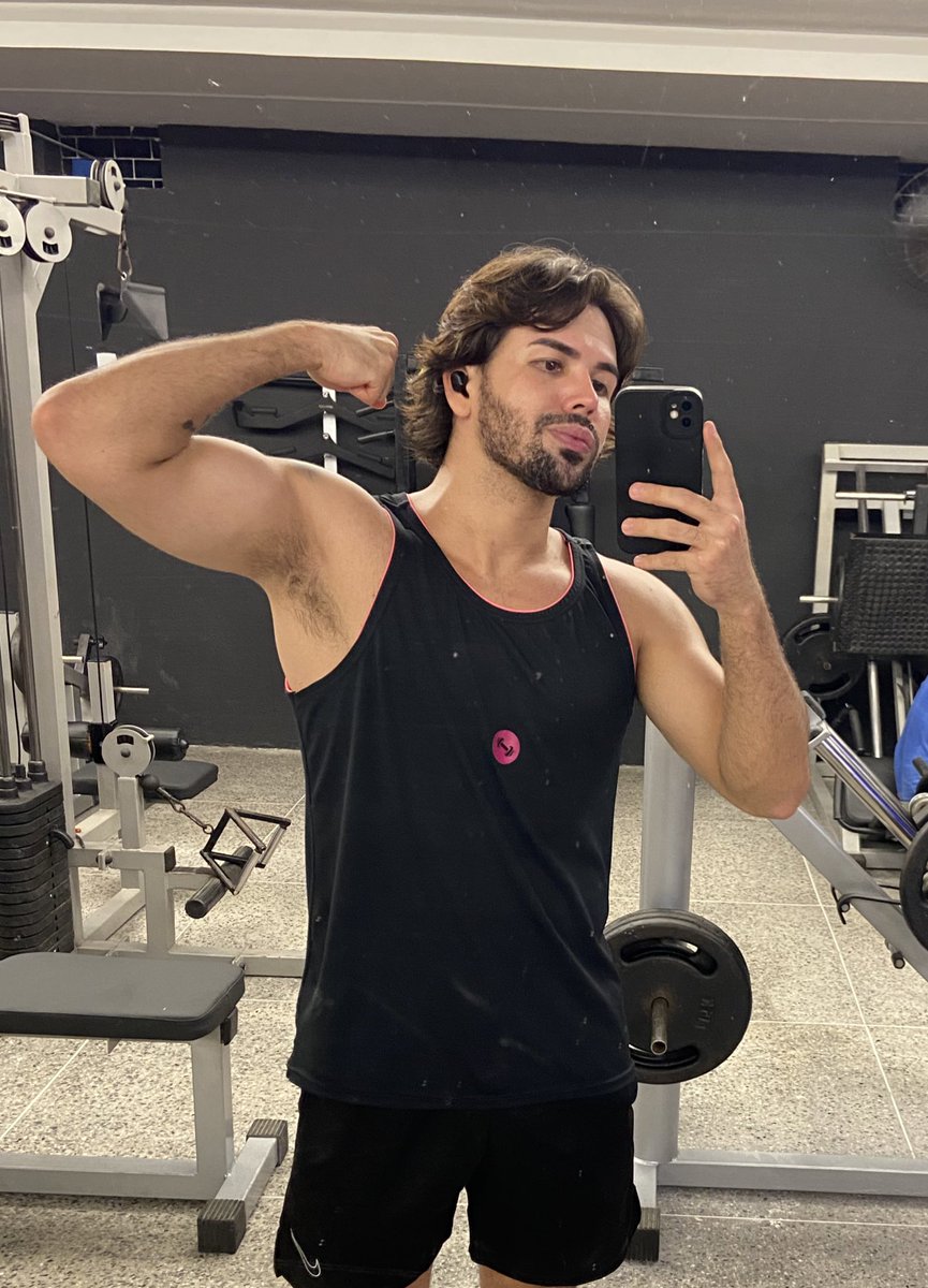 jozeferr's tweet photo. 💪🏽 https://t.co/N8fVE2Wg32