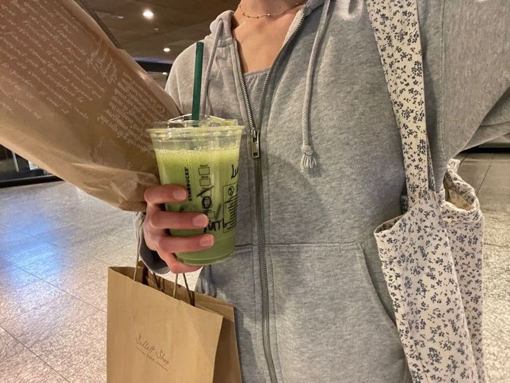vnnylla's tweet photo. Go healthy shopping : food poll!
(Low calorie food)
────୨ৎ────୨ৎ──────
                                  ⇊
#edtwt #mealspo #thinspo #foodpoll https://t.co/IPmxoM87hx