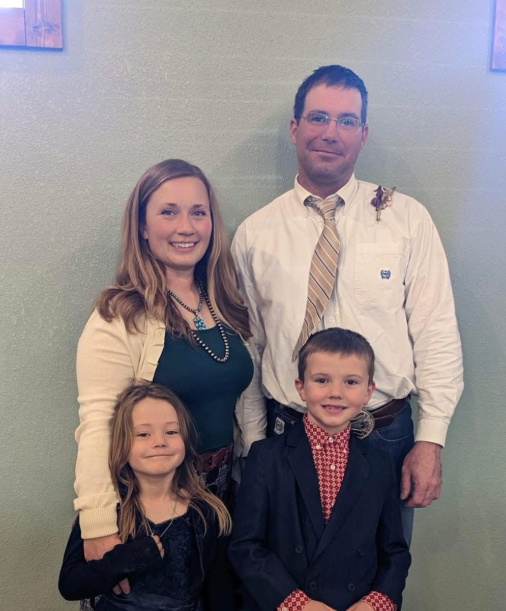 yearlins's tweet photo. Please say a prayer that @realDonaldTrump @PamBondi  and @SecRollins end this family nightmare and DROP ALL CHARGES against the Maude family in South Dakota! And while they are at it fire every judge and forest service employee in the district! https://t.co/l8nMOxAlXO
