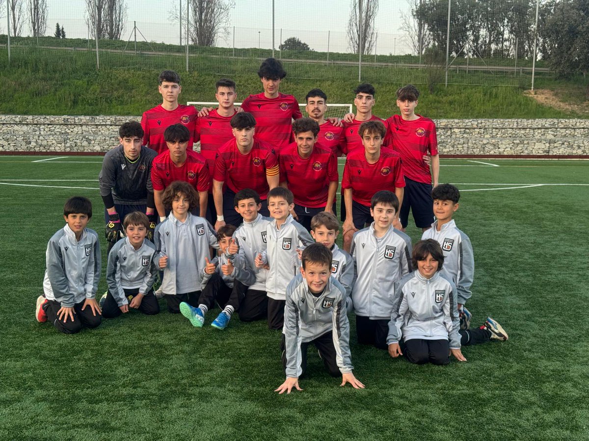 pbsantcugat's tweet photo. ⚽️ Derrotes dels amateurs A i B a la lliga!

👉 La PB #SantCugat A-H8S va perdre (1-2) dissabte amb el @cfvilomara A, 3r.

👉 L'amateur A va saltar al camp amb l'equip Sub-9 A de la PBSC-H8S! Quin gest més bonic!

👉 La PBSC B-H8S va perdre (10-1) amb la @uesabadellenca B. https://t.co/7Llhj0yBIZ