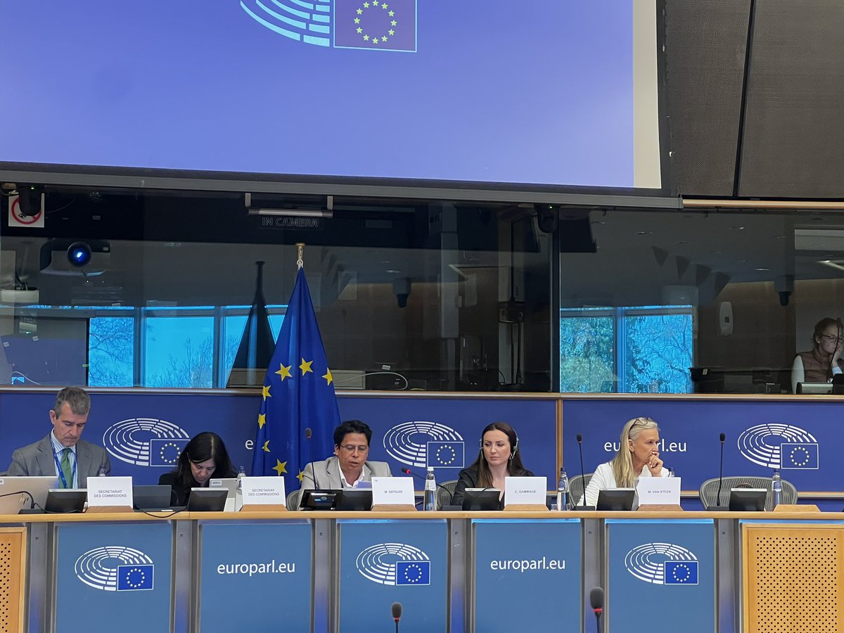 AUDIENCIA PÚBLICA sobre la situación de los derechos humanos en Cuba 🇨🇺, organizada por la Subcomisión de Derechos Humanos del Parlamento Europeo 🇪🇺

8 de abril de 2025

Mas información:

facebook.com/share/p/159D7L…

#VivaCubaLibre!