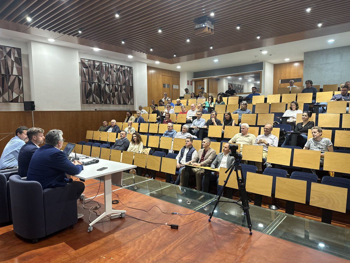 Deportes Región de Murcia (@deportesmurcia) on Twitter photo 🗣️ Jornada de divulgación sobre bonificaciones de la seguridad social en los contratos de técnicos deportivos para deporte base con la <a href="/ufdrmurcia/">UFDRMurcia</a>
🔎 Para entidades deportivas sin ánimo de lucro y de aplicación a los entrenadores vinculados a la práctica deportiva no profesional 🗣️ Jornada de divulgación sobre bonificaciones de la seguridad social en los contratos de técnicos deportivos para deporte base con la <a href="/ufdrmurcia/">UFDRMurcia</a>
🔎 Para entidades deportivas sin ánimo de lucro y de aplicación a los entrenadores vinculados a la práctica deportiva no profesional