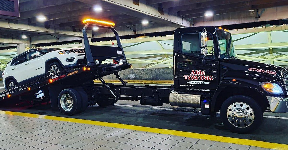 AbleTows's tweet photo. Towing a Jeep Compass at the Orlando Airport 💪 for 24/7 Towing, Roadside, and Transport call Able 407-866-3464 #AirportTowing #AbleTowing #OrlandoTowing #OrlandoRoadside #RoadsideAssistance #TowLife #TowTruck #CheapTow #SaintCloudTow #KissimmeeTow #TowServices #TowSociety https://t.co/rvjuFX4S0Z