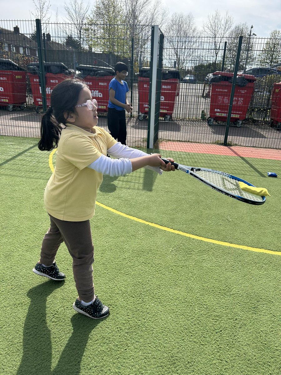 Mrs Ward 🌻 tweet media