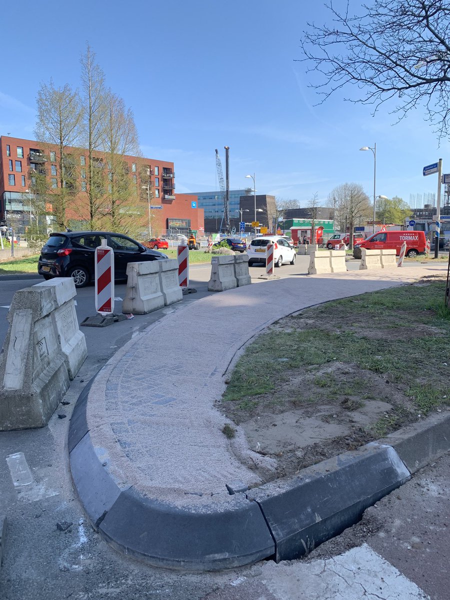 Wim van Rooijen tweet media