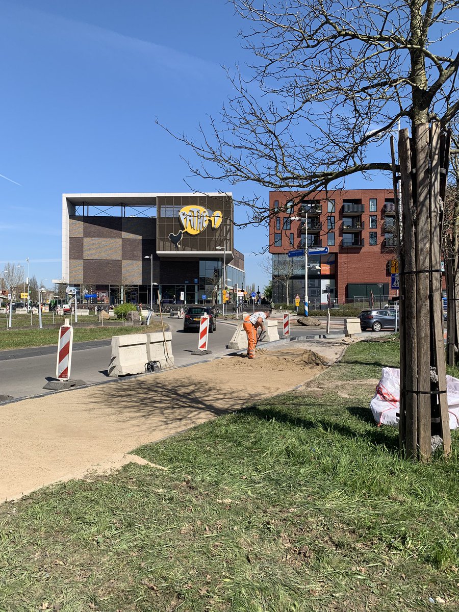 Wim van Rooijen tweet media