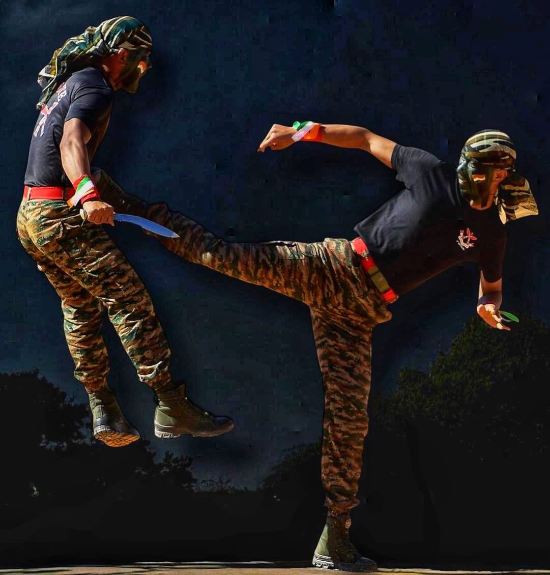 bignewshouse's tweet photo. Tiger Triumph 2025: Mountain Moves and Martial Arts: India-US Troops Bond in Tiger Triumph 2025 

https://t.co/qHJOZIxEvC 

#TigerTriumph2025 #IndiaUSPartnership #GorkhaFury #MountainWarfare #MilitaryYoga #DefenceCamaraderie #HADR2025 #IndoPacificSecurity  #bignewshouse #indian https://t.co/9A5rhSNBPD