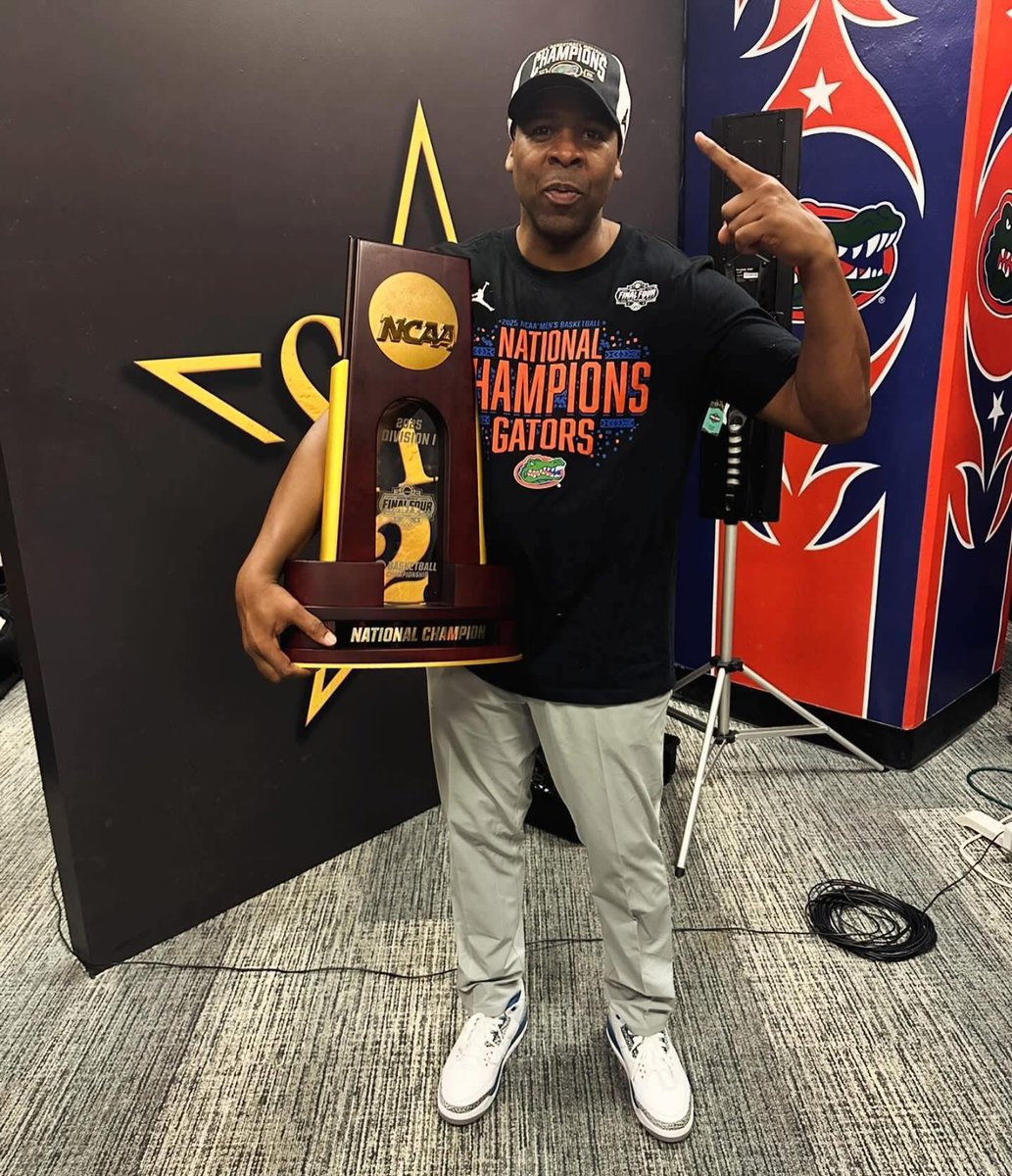 OfficialGHSA's tweet image. Congrats to DeKalb County School District hometown hero Coach Korey Austin McCray! 

National Champions! 
#cedargrove