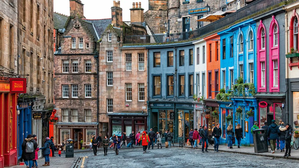 Are you a theatre company or creative heading to Edinburgh Fringe?

Would you like to preview your work in London before heading up North?

We've got just the thing for you!

Join our Edinburgh Preview programme, July 20th-August 4th

Apply here! thedraytonarmstheatre.co.uk/edinburgh-prev…