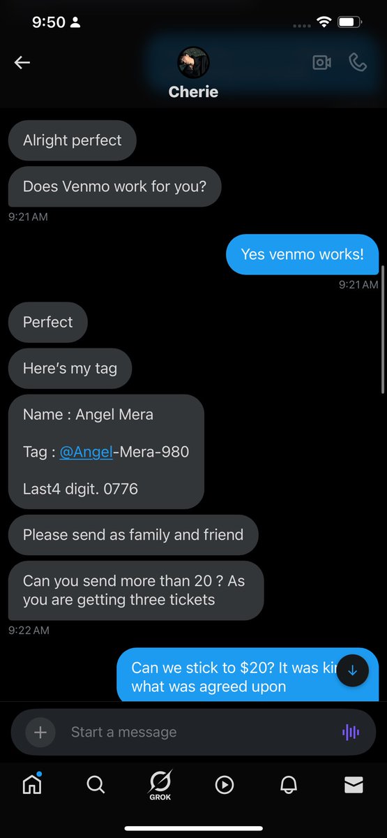 Flora110518's tweet photo. Yall @imsoaesthetic_   said she has the #ATEEZ presale #code. Asking people to DM her for the code then charging them however much (she charged my friend $20 and still asked for more) she’s now not responding and is still posting saying she has a code. Beware of this scammer!!! https://t.co/ipZxzKHCZ9