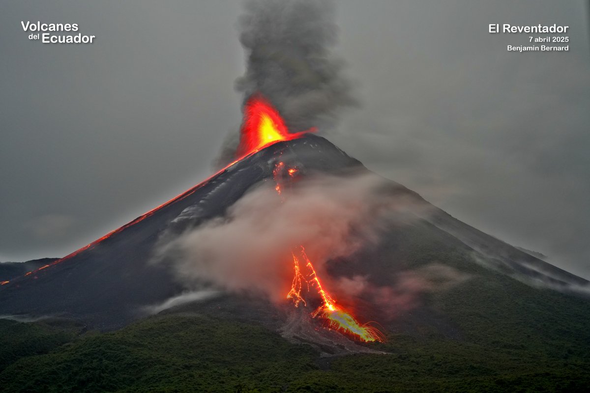 Explosión y rodar de bloques incandescentes en el volcán El #Reventador, 7 de abril del 2025 (CC BY-SA Benjamin Bernard)
#volcanesdelecuador