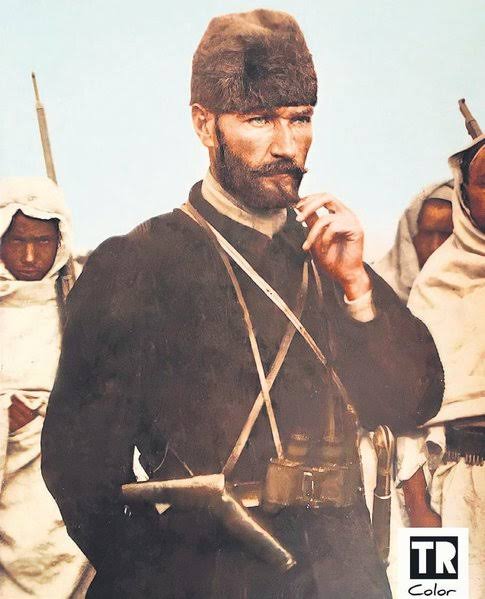 umtdogan71's tweet photo. "Merak etme, tek gözle de onların yine analarını s*keriz."

Trablusgarp’ta gözünden yaralanan Mustafa Kemal’e arkadaşları “Yek çeşm” (tek göz) diye  takılırlardı. Mustafa Kemal, bir mektupta onlara bu cevabı vermişti.

(Haberdar olmamızı sağlayan @morkocmuharremm' a teşekkürler) https://t.co/C4n6XQLqno
