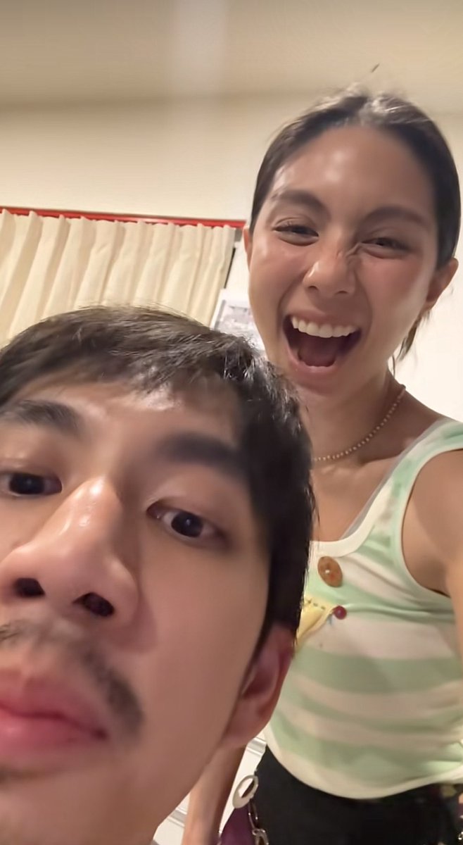 cloudiles's tweet photo. ทำหน้าดี ๆ 5555555555555555555 https://t.co/d4lqLnp2pc