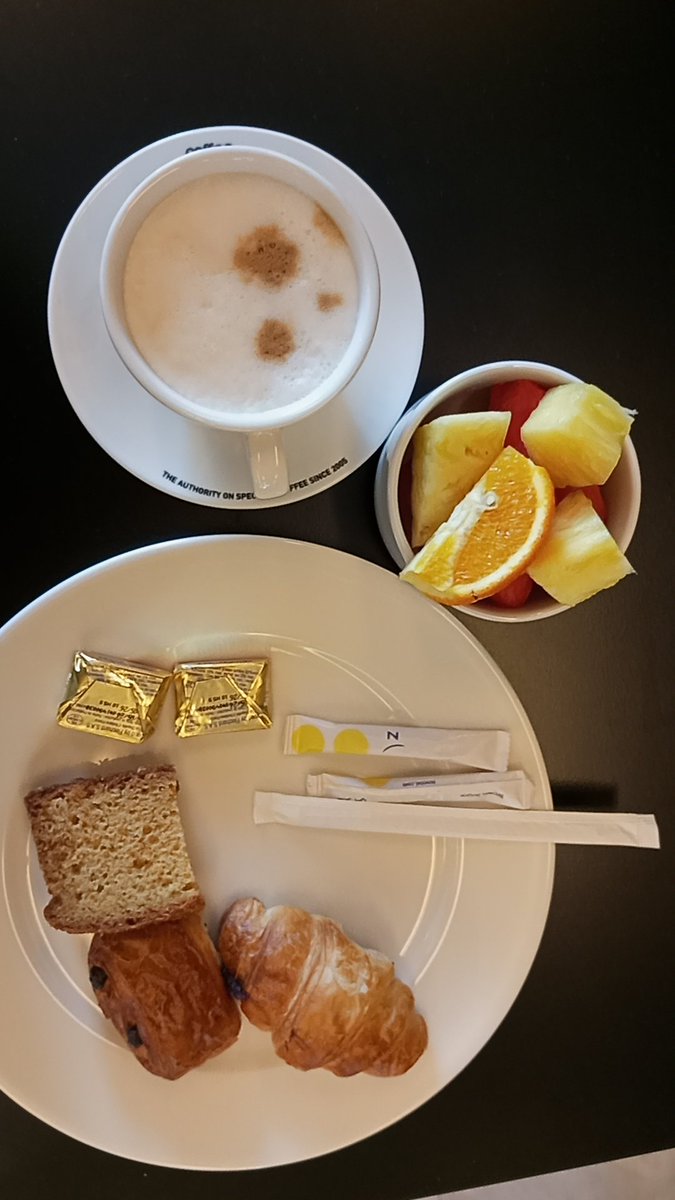 Taiye_lolu_'s tweet photo. A collection of what I have been eating for the past 3 days...🤭 https://t.co/dXp842PrBT