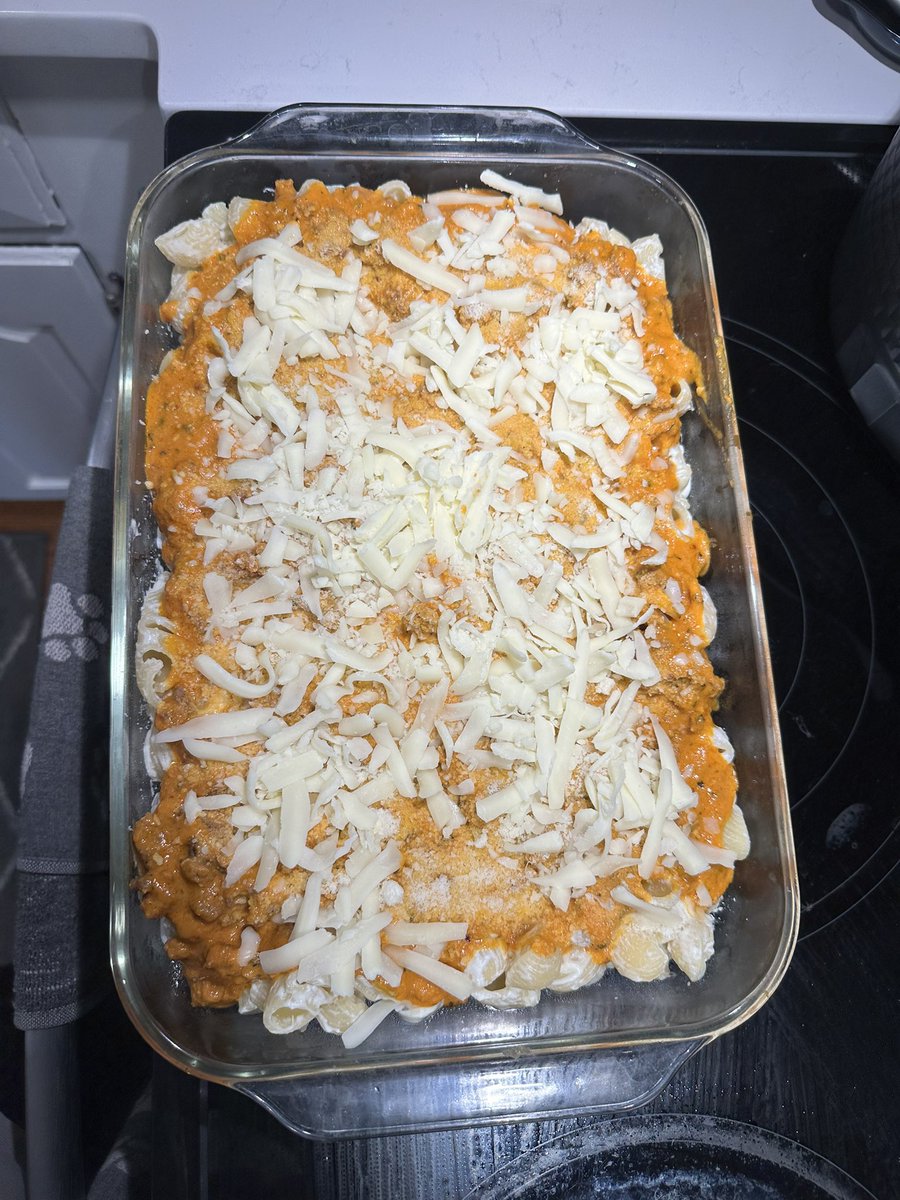 MaryEllenPannWx's tweet photo. β€οΈπNothing like comfort food on a chilly day!!! #bakedziti #comfortfood #delicous #winterfeel https://t.co/aD9QXt3n3S