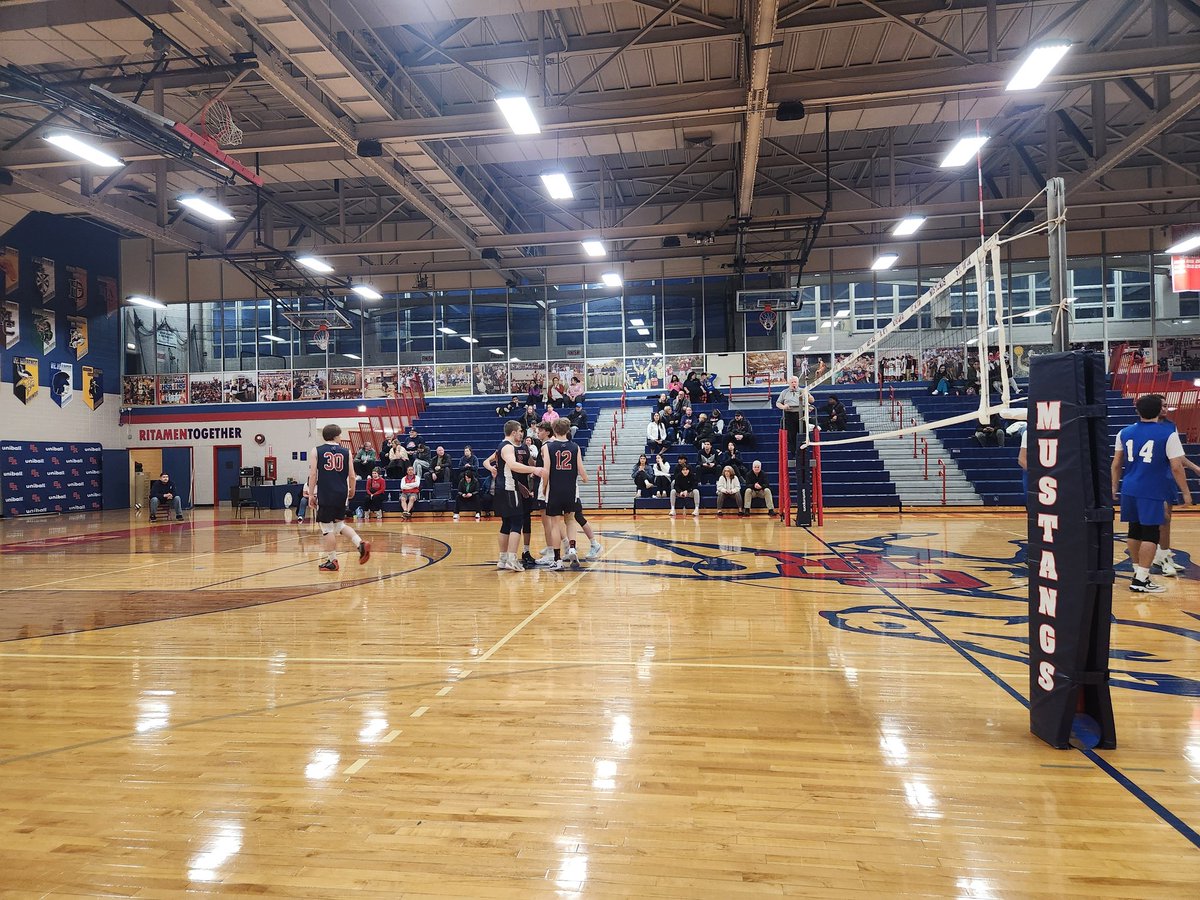The Spiking Mustangs continue their 4 game winning streak with a win over Proviso East.  JV gets thier 2nd dub beating Proviso East in 3!