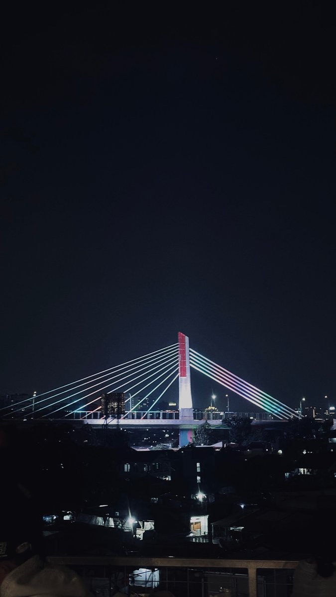 Wios abi ma difoto nyalira ge