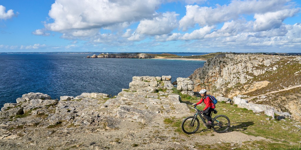 Are you ready to ride?

Embark on a breathtaking 99-mile journey from Ilfracombe to Plymouth from 4th - 6th July.
Available to all Denplan members!

For more information and to sign up, click here: events.simplyhealth.co.uk/aQMboy?RefId=D…