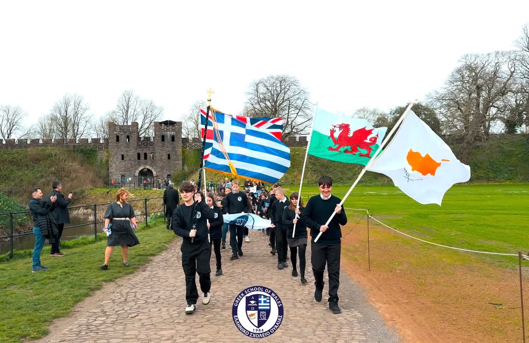 Greece in UK tweet media