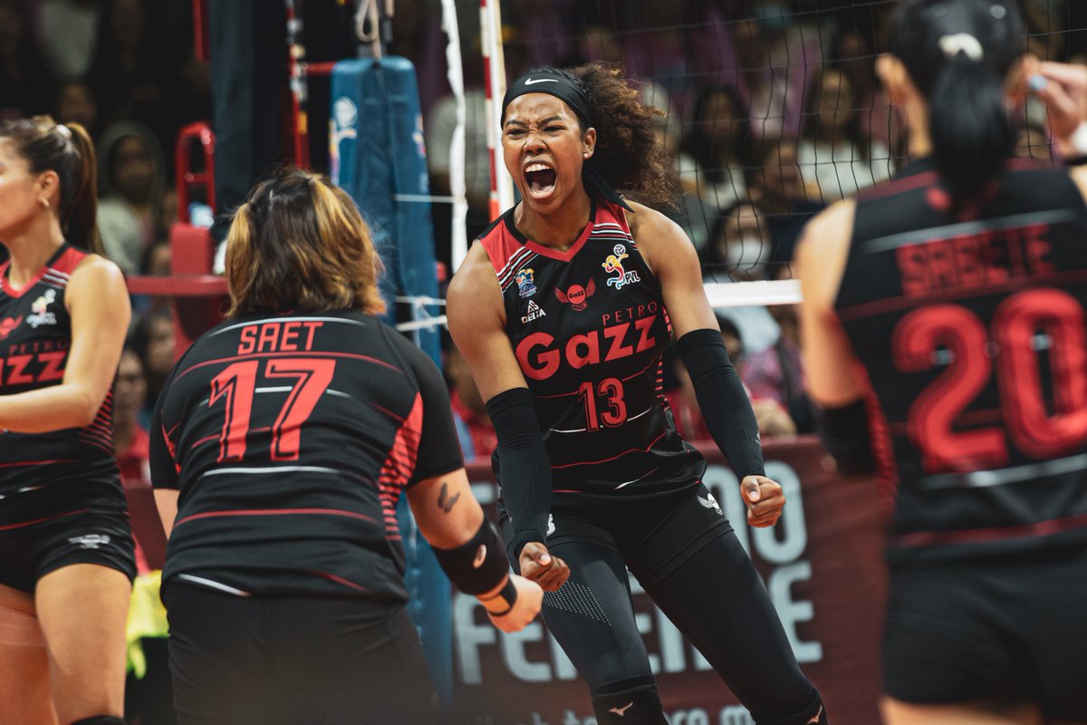isthatlem's tweet photo. Petro Gazz Angels takes game 1 against Creamline Cool Smashers

📷 Lemuel Medina Seijo

#PetroGazzAngels #GazzedUp #PVL2025 #CanonPhotographer #SportsPhotographee https://t.co/KXzrJh7XHO