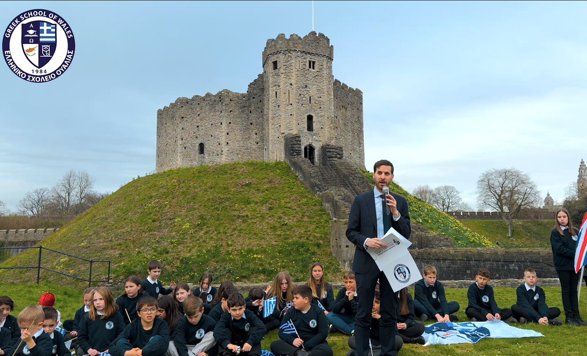 Greece in UK tweet media