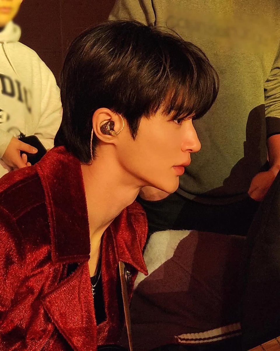 bbyeonwooseok's tweet photo. #선재업고튀어 #LovelyRunner #선업튀 #류선재 #비하인드
#변우석 #ByeonWooSeok #ビョンウソク https://t.co/rMoP4NiZBc