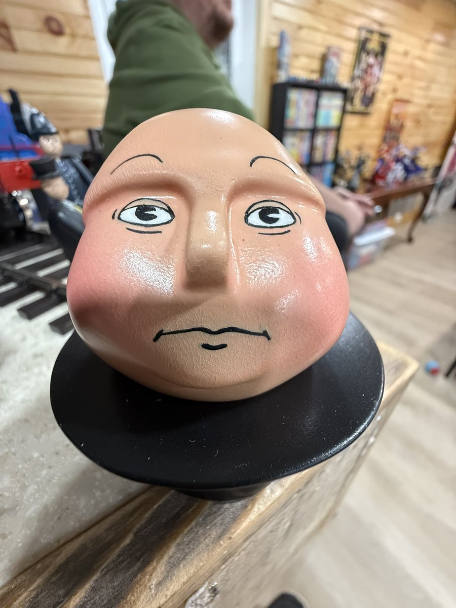 BrothHeadEd's tweet image. i had a great time playing with toys with my friends this week :)