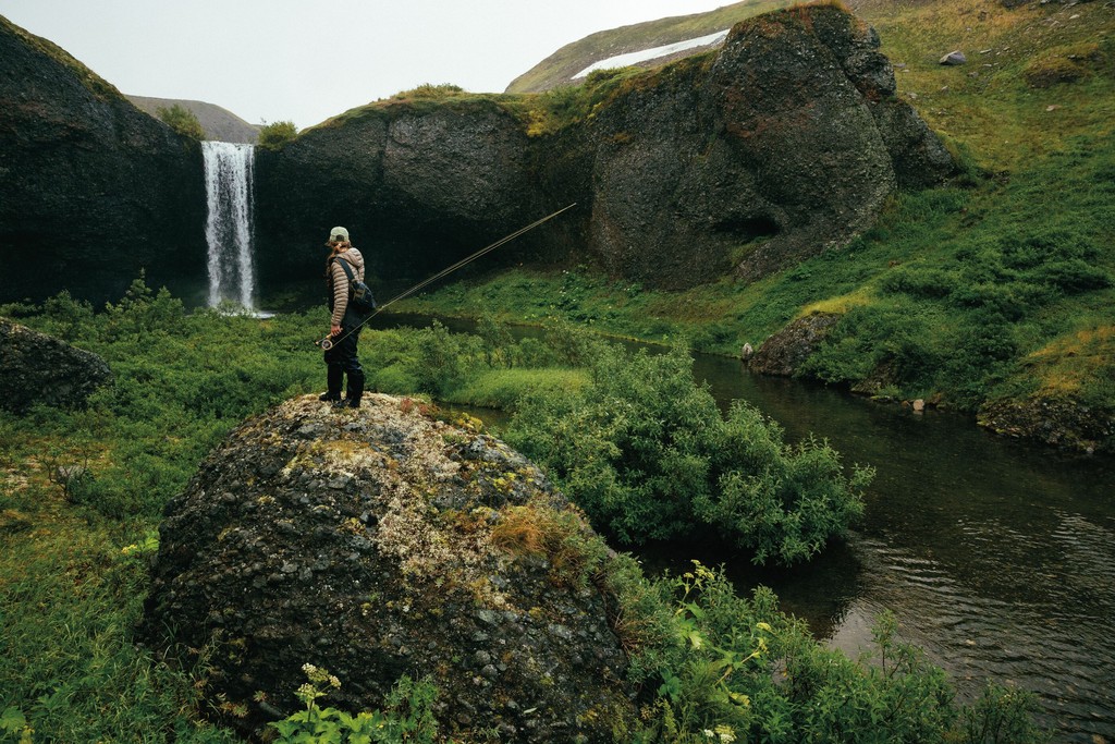 nativves's tweet photo. "Obstacles do not block the path—they are the path." - an abstract extract from Patagonia’s Waders campaign we’re currently working on. The team at Patagonia has launched their new and improved waders this spring. https://t.co/MIVUVRHOyh