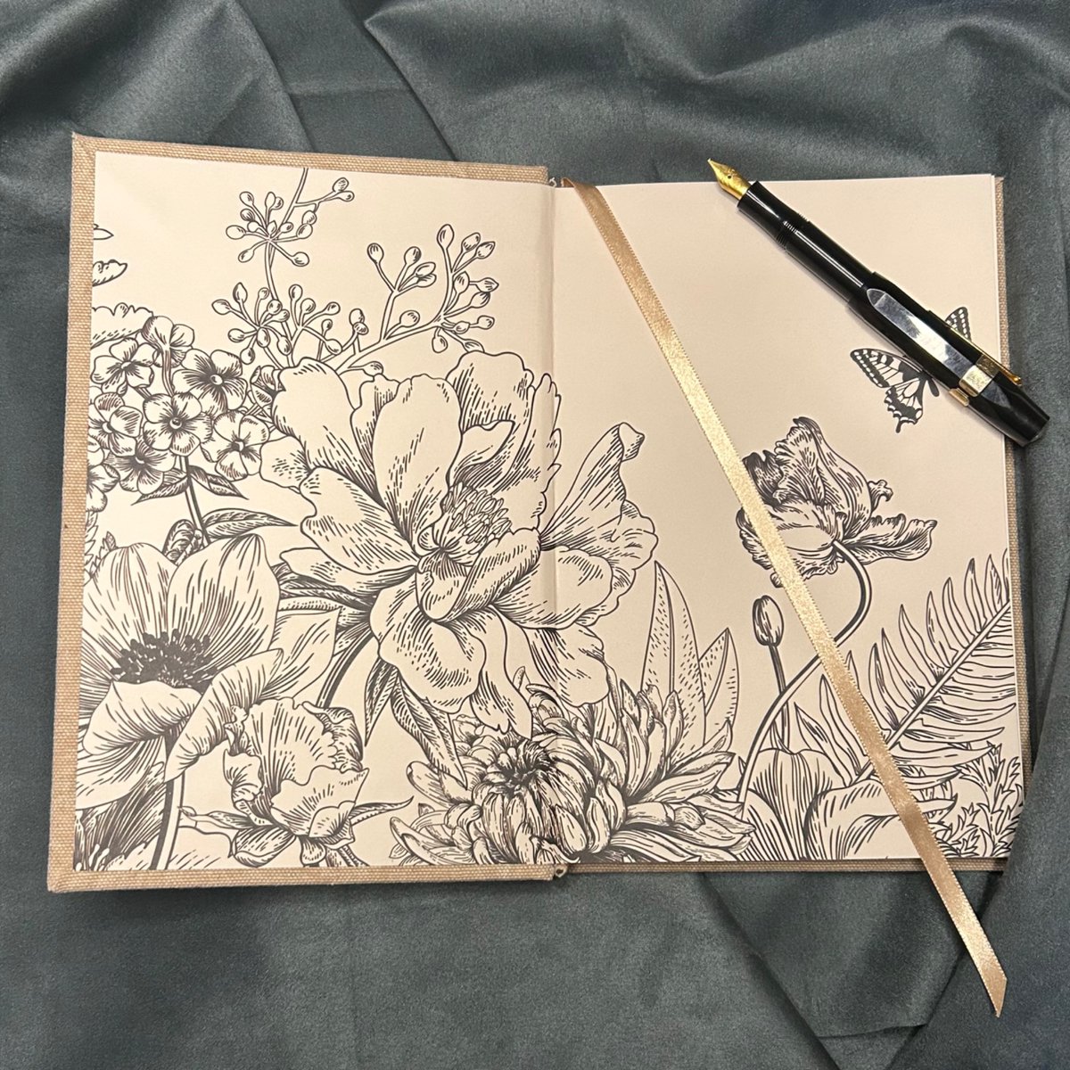 idiot slut tweet media