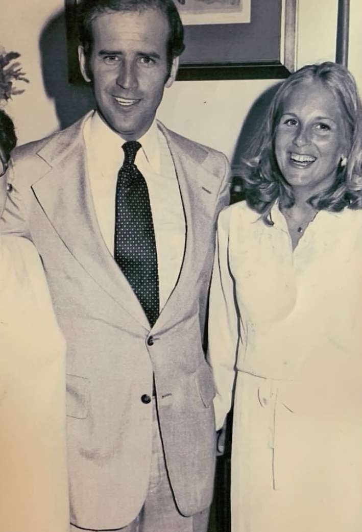 AHaschi's tweet image. They are such a cute, perfect couple
Forever 46 and Dr. B