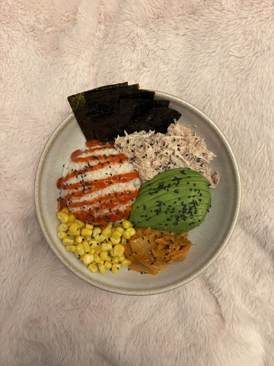 J🪵🍵 tweet media