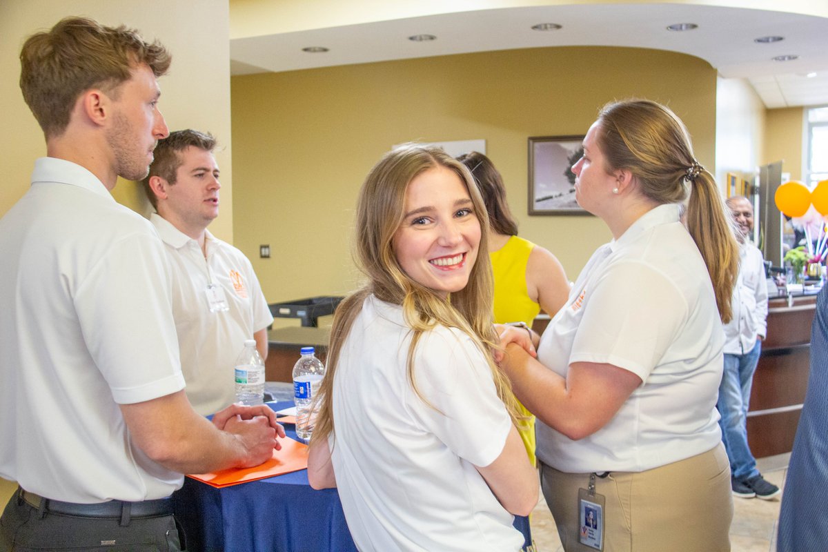 VCOMCAROLINAS's tweet photo. Accepted Students Day was a blast! 💥
We welcomed the Class of 2029 with a full day of info sessions, lab tours, and community connections. So proud to see future DOs beginning their journey at VCOM-Carolinas!
#VCOM2029 #FutureDO #AcceptedStudentsDay #VCOMCarolinas https://t.co/bu3SNfHocK