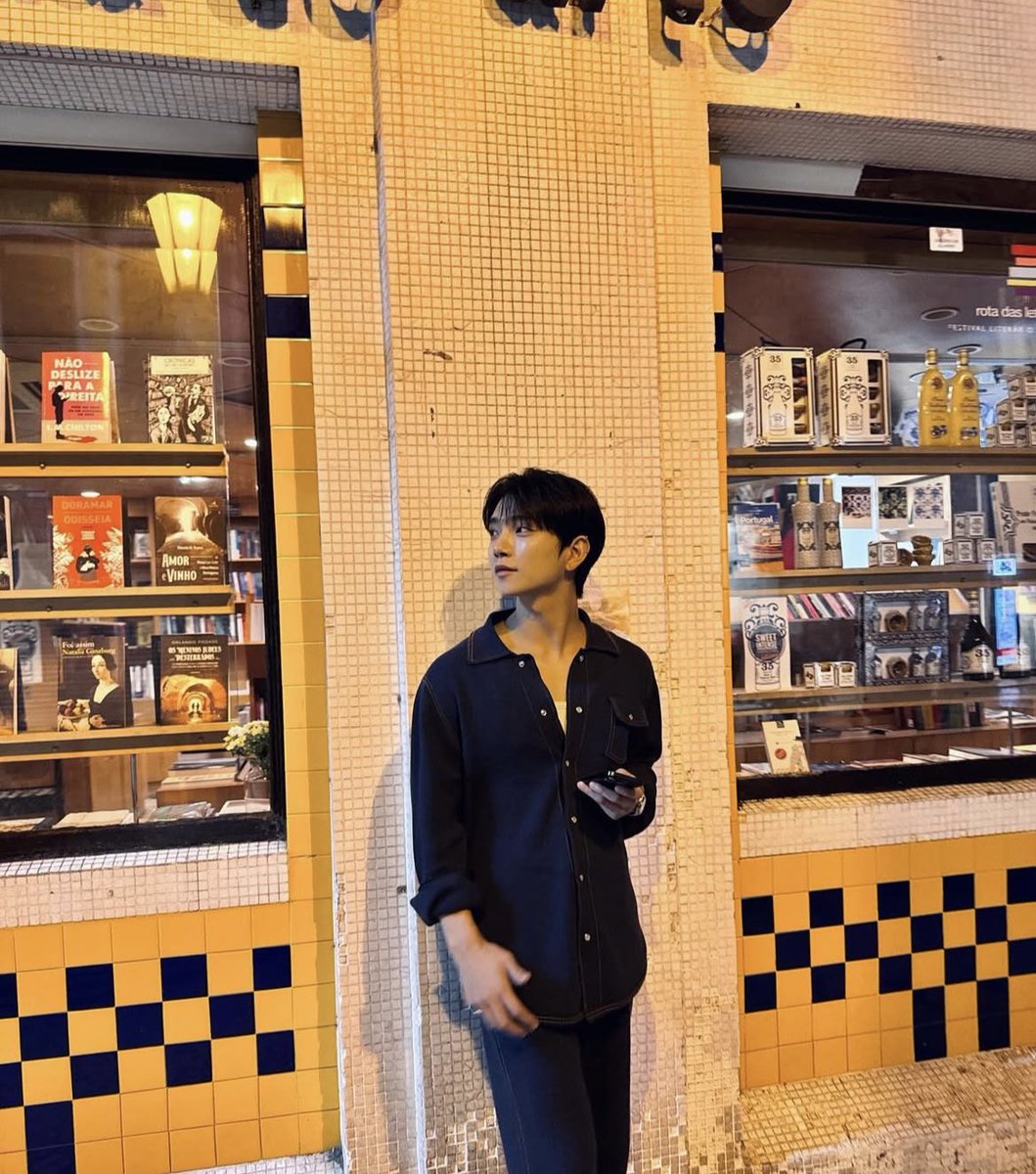 intograyson's tweet photo. 🕯️ seventeen in music bank lisbon 🕯️ https://t.co/LmaQe011PG