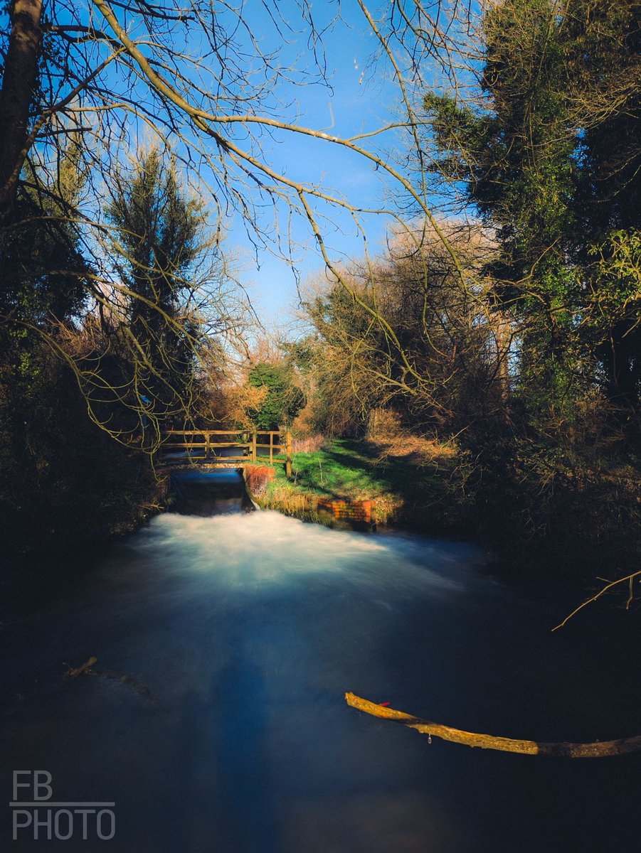 8BitFin's tweet image. Started experimenting with some nostalgic style settings and presets on Lightroom, though I'd share the results 📸

Camera: Panasonic @LUMIX_Japan  G80 with 12-60mm Lens
Edited with: @Lightroom 

#photography #lightroom #nostalgic #LUMIX #studentphotographer