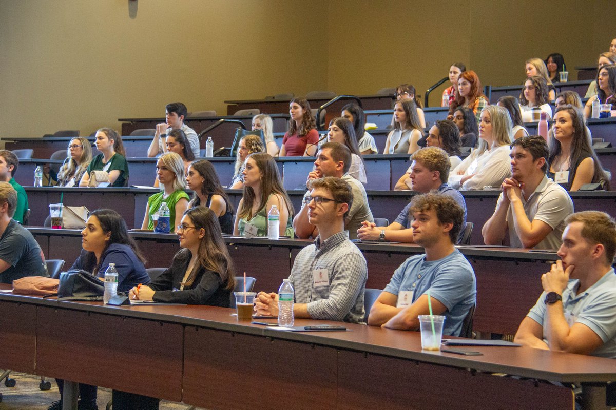VCOMCAROLINAS's tweet photo. Accepted Students Day was a blast! 💥
We welcomed the Class of 2029 with a full day of info sessions, lab tours, and community connections. So proud to see future DOs beginning their journey at VCOM-Carolinas!
#VCOM2029 #FutureDO #AcceptedStudentsDay #VCOMCarolinas https://t.co/bu3SNfHocK