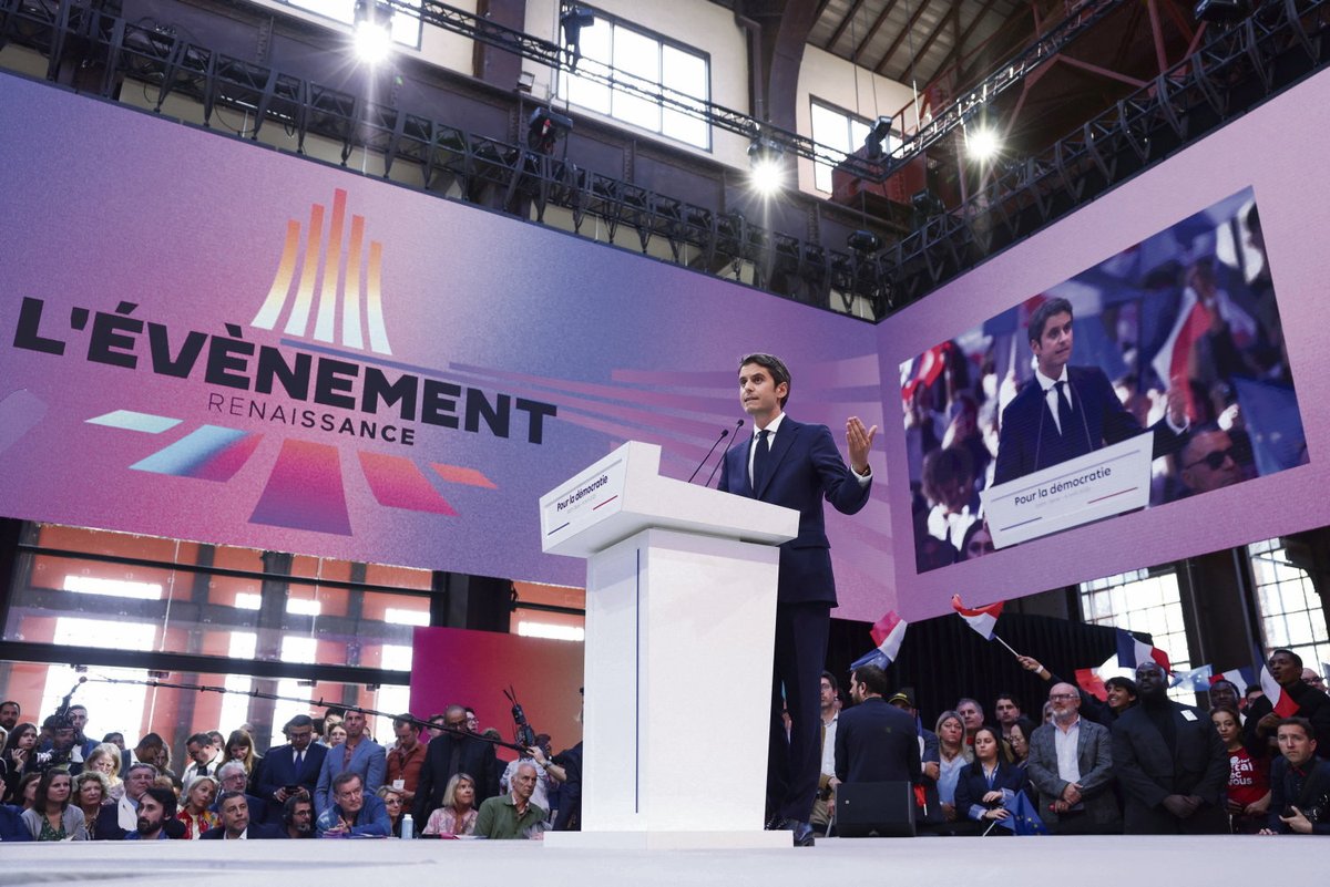 jon_delorraine's tweet photo. 🔴🇫🇷ALERTE INFO

Jean-Philippe Tanguy a saisi la procureure de Paris via l’article 40 pour « mise en danger de la vie d’autrui » lors du meeting de Gabriel Attal. 

En effet, Renaissance a annoncé avoir eu 8853 participants pour une salle de capacité maximale de 1500-4500. https://t.co/Zkzy0eQbpL