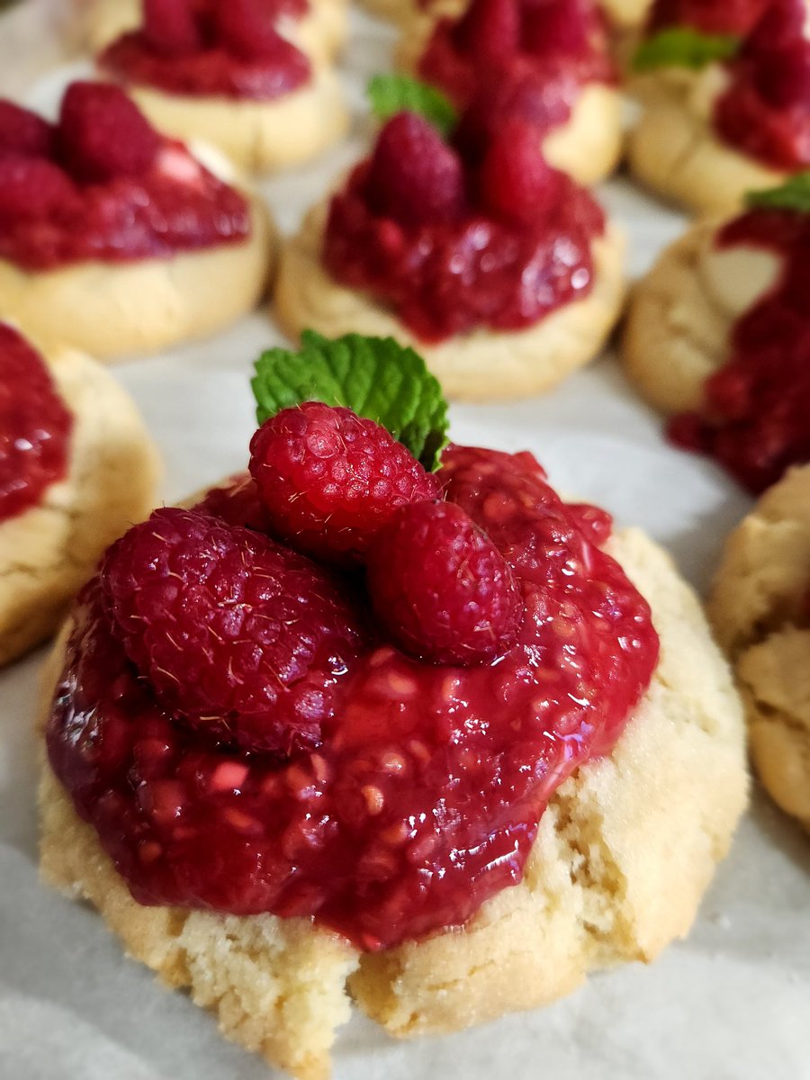 Lindsay Swanson tweet media