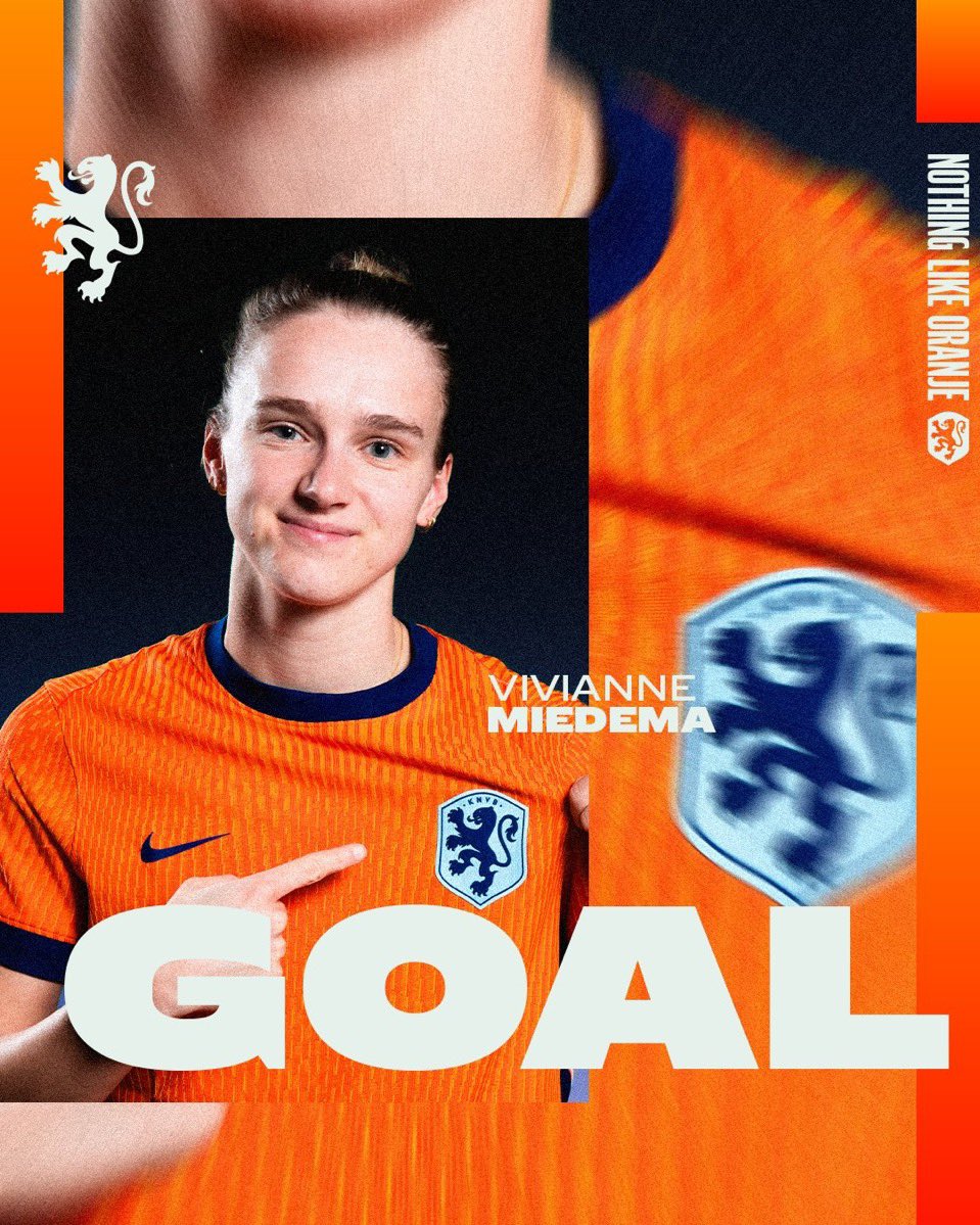 oranjefussball's tweet image. Schönes Tor von Vivianne Miedema (vorhin eingewechselt) zum 3:1 für Oranje! 

Die Toptorjägerin zieht im Strafraum von links ab und trifft in die rechte obere Ecke.

#nedaut #uwnl