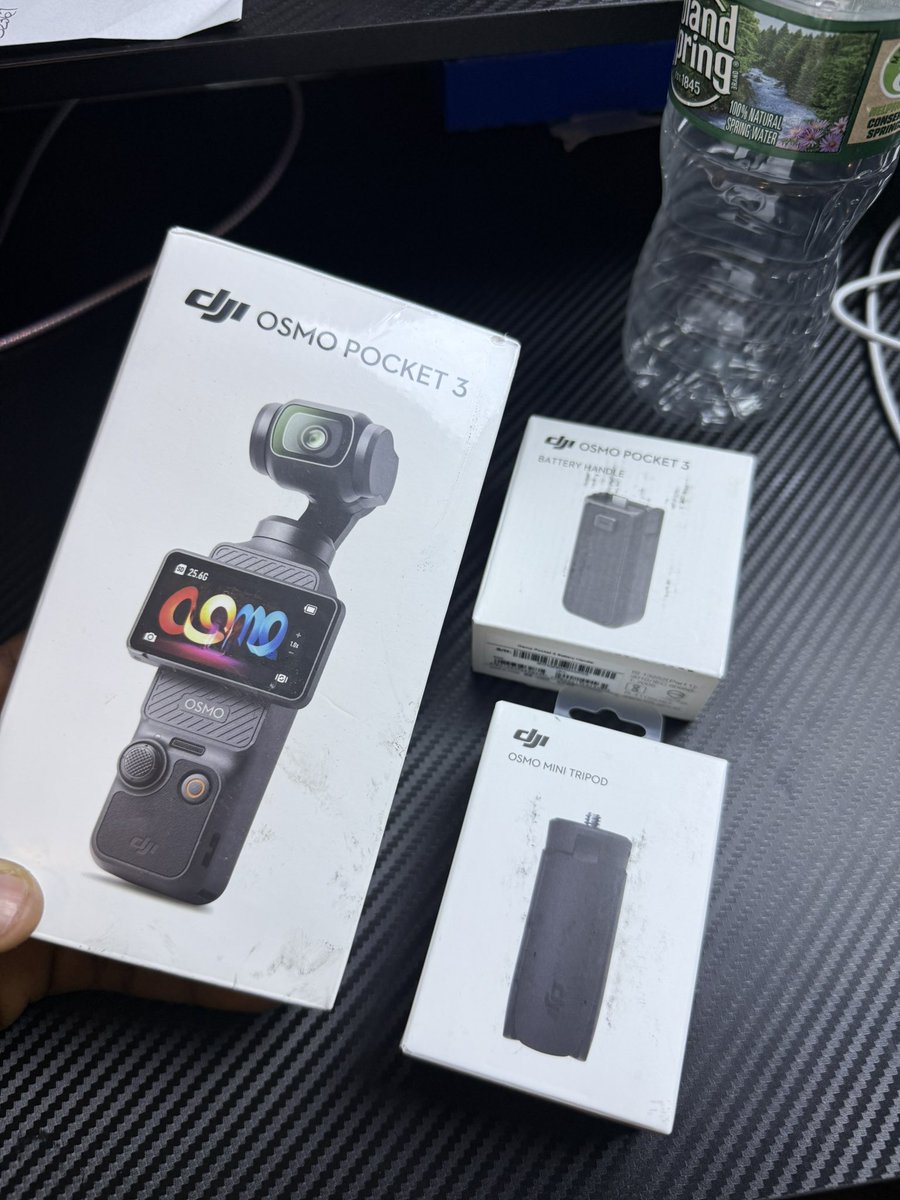 ThemGoTalk1's tweet photo. Just copped the Osmo Pocket 3 Creator Combo — it’s up from here. Content finna hit different!
#OsmoPocket3 #CreatorGear #ContentReady #CameraUpgrade #VlogLife https://t.co/EHZPVVq3MY