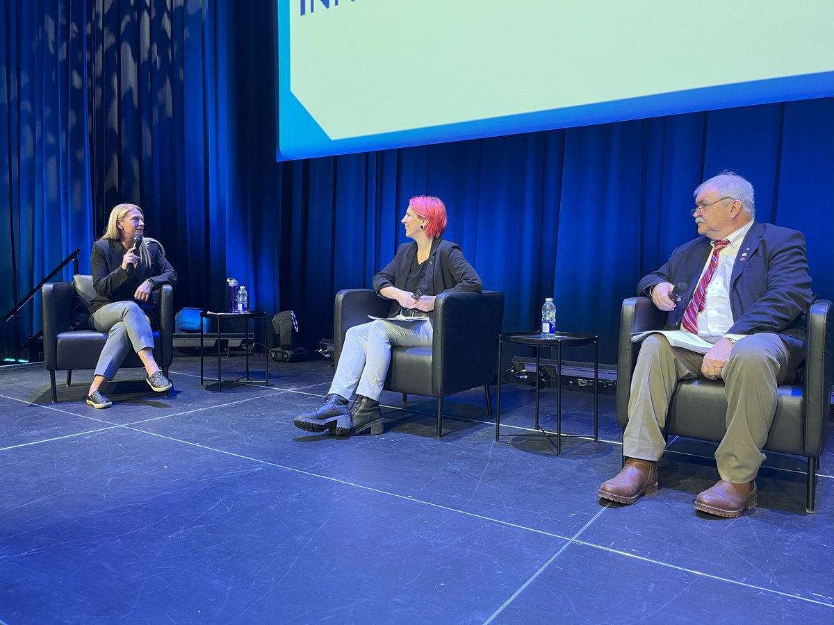 LA CITÉ (@collegelacite) on Twitter photo L'événement Capitale Connecte de <a href="/RGAcapitale/">RGA</a> s’est tenu au <a href="/CollegeLaCite/">LA CITÉ</a> avec des panels sur les défis interprovinciaux en santé, en agriculture et en construction. Merci aux participant.e.s, aux député.e.s <a href="/MonaFortier/">Mona Fortier 🇨🇦</a> et <a href="/GPR_MPP/">Stéphane Sarrazin</a>, et au maire <a href="/_MarkSutcliffe/">Mark Sutcliffe</a> !
<a href="/lynncasimiro/">Lynn Casimiro, Bsc. Pht., Ph.D., CMP. (elle,elle)</a> L'événement Capitale Connecte de <a href="/RGAcapitale/">RGA</a> s’est tenu au <a href="/CollegeLaCite/">LA CITÉ</a> avec des panels sur les défis interprovinciaux en santé, en agriculture et en construction. Merci aux participant.e.s, aux député.e.s <a href="/MonaFortier/">Mona Fortier 🇨🇦</a> et <a href="/GPR_MPP/">Stéphane Sarrazin</a>, et au maire <a href="/_MarkSutcliffe/">Mark Sutcliffe</a> !
<a href="/lynncasimiro/">Lynn Casimiro, Bsc. Pht., Ph.D., CMP. (elle,elle)</a>