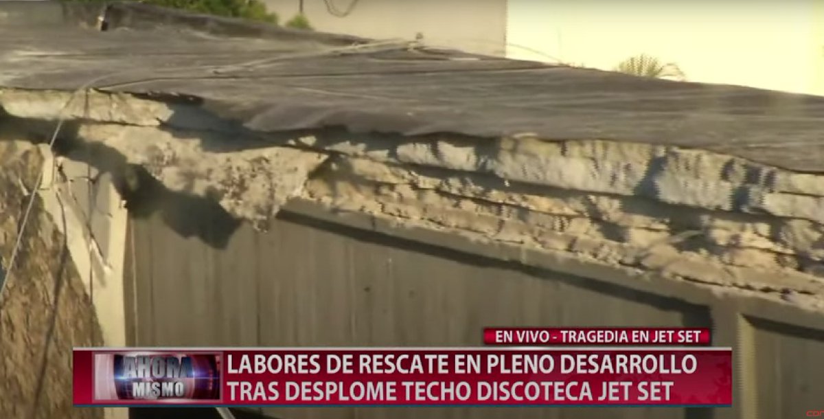 joselopez_ingrd's tweet photo. Uno de los peores errores (y lamentablemente muy común en RD) es tratar de resolver los problemas de filtraciones en los techos colocando capa sobre capa sobre capa de fino de hormigón. Esto le agrega un enorme peso de carga muerta no prevista en la estructura. https://t.co/bnO5qhHtcg