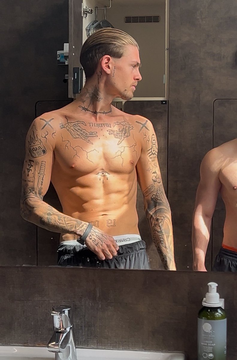 onlyfans.com/lucashall