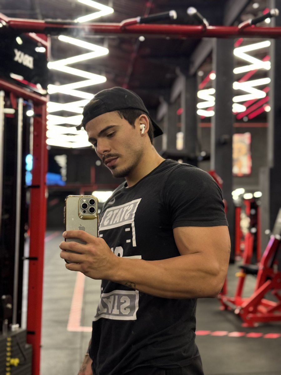 Thomaz Costa 🦁 tweet media