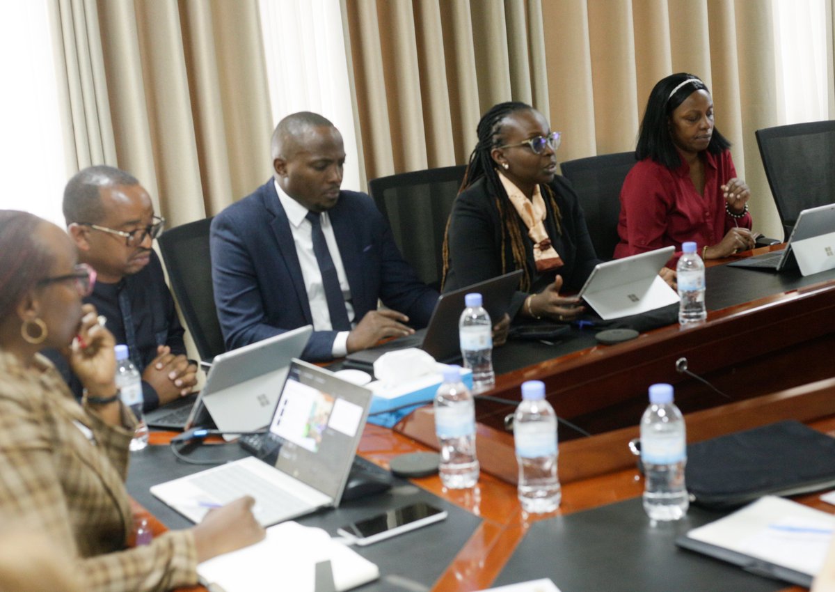 Rwanda Basic Education Board (@rebrwanda) on Twitter photo Today, DDG REB <a href="/mutezigaju/">Mutezigaju Flora, PhD</a> received a delegation from <a href="/OfficialUoM/">The University of Manchester</a> -United Kingdom. This delegation expressed interest in learning from the exemplary work of REB. Discussions centered on language policies within the curriculum, associated challenges and solutions. Today, DDG REB <a href="/mutezigaju/">Mutezigaju Flora, PhD</a> received a delegation from <a href="/OfficialUoM/">The University of Manchester</a> -United Kingdom. This delegation expressed interest in learning from the exemplary work of REB. Discussions centered on language policies within the curriculum, associated challenges and solutions.