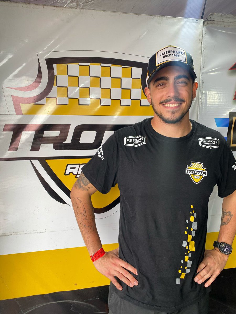 👋 Hola amigos !! 

Volvemos a ponernos buzo y casco y vamos por una nueva ilusión dentro del #TCMouras  
Este fin de semana estaremos en La Plata sobre un Torino del equipo #TrottaRacing y empezamos a caminar juntos en este nuevo desafío 
-
#FB45 🔸 <a href="/actcargentina/">Turismo Carretera ACTC</a>